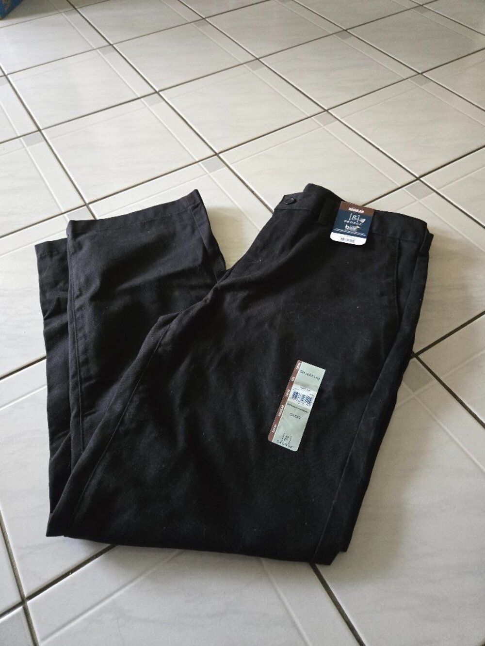NWT George Straight Leg Classic Khaki Pants Black 34x30